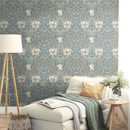 Ogee Flora | Traditional Floral Wallpaper